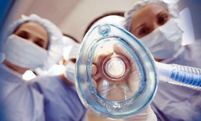 Операцията на пениса се извършва под анестезия