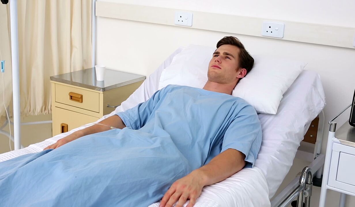 След операция за уголемяване на пениса мъжът трябва да остане в леглото